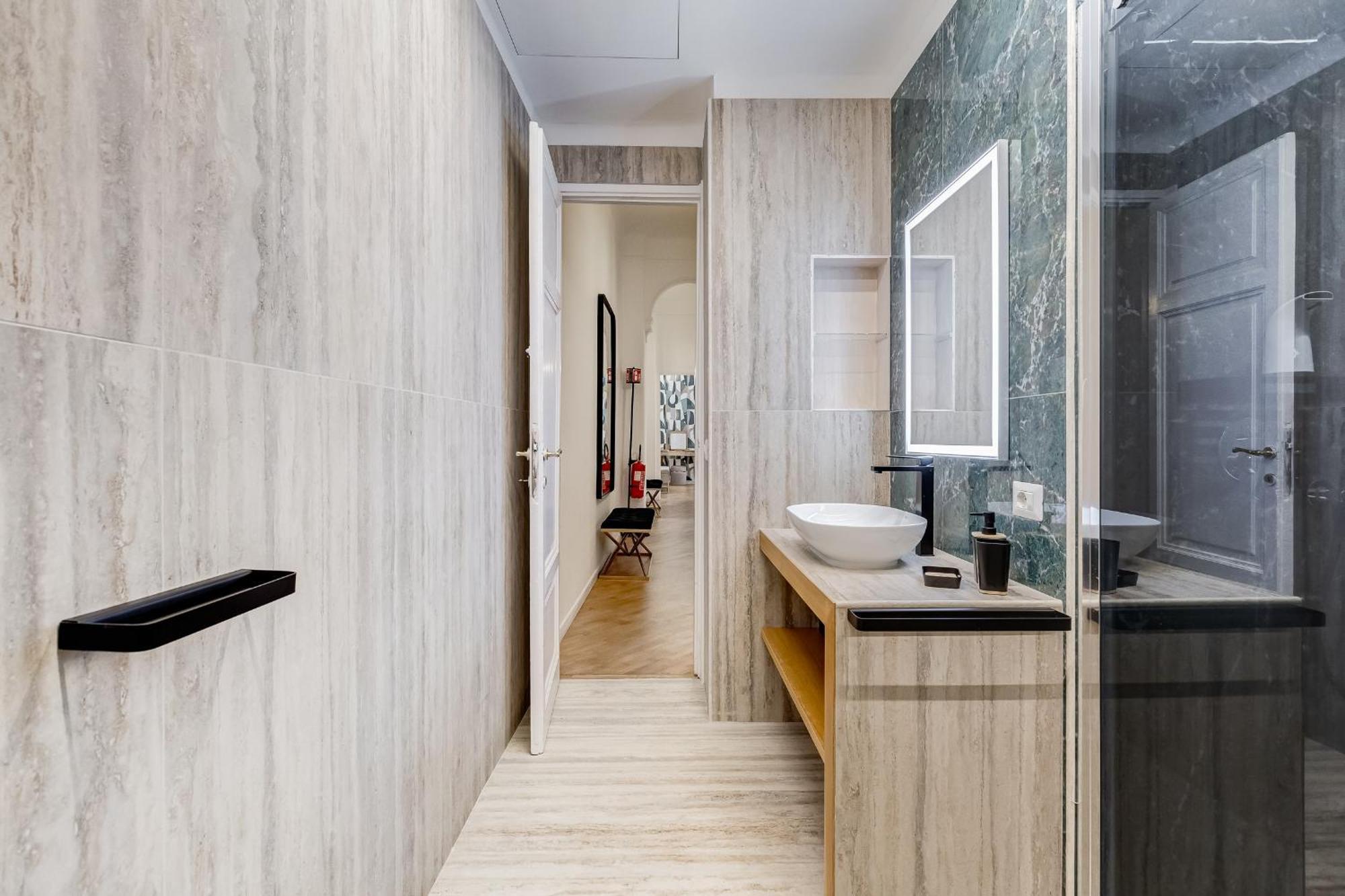 Bmga L Gracchi Lux Lovely 3bdr Apartamento
