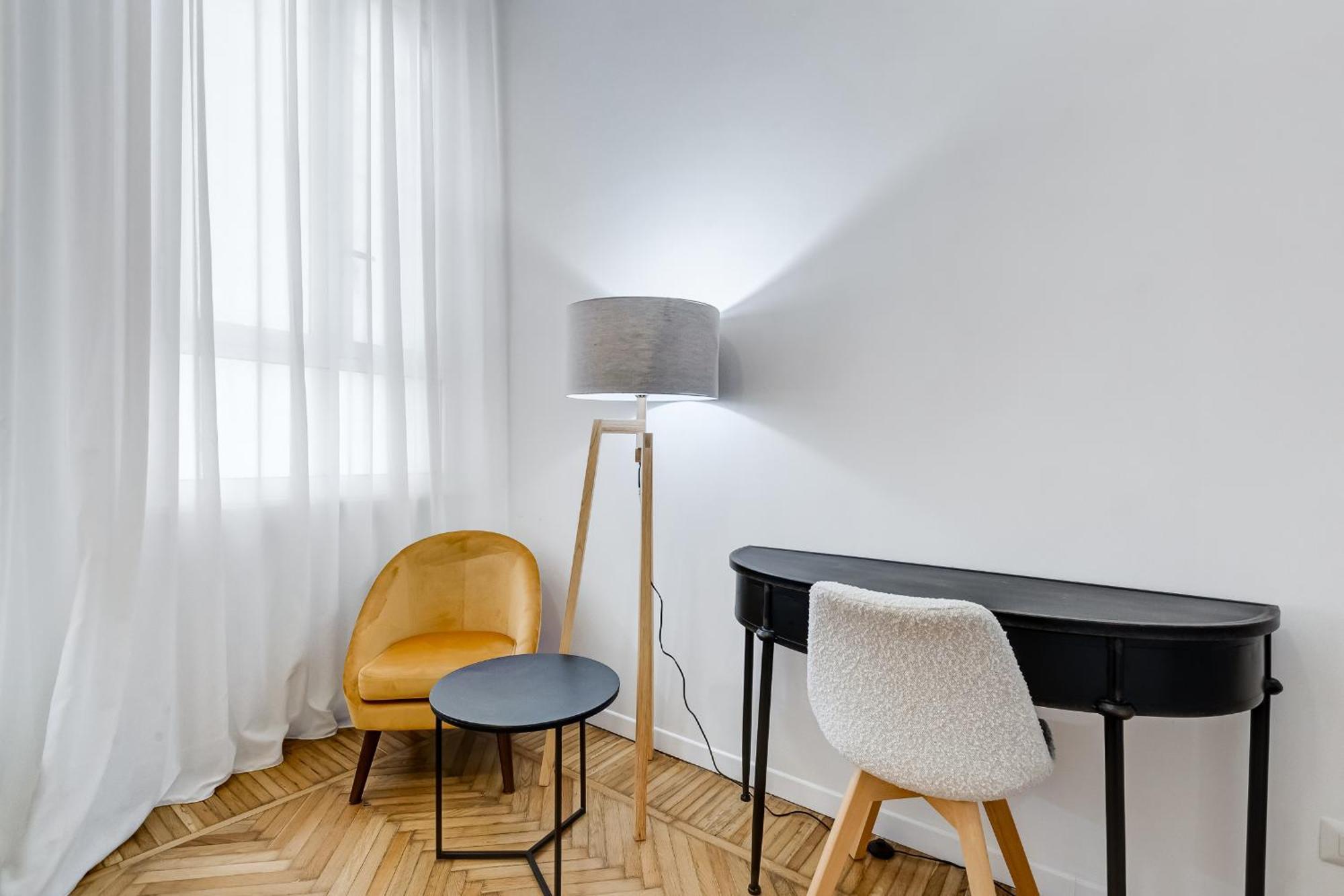 Apartment Bmga L Gracchi Lux Lovely 3bdr Rom
